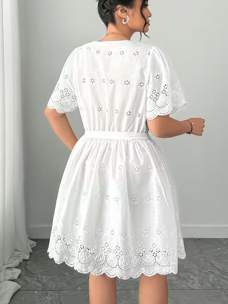 Plus Size White Lace Embroidered V-Neck A-Line Dress