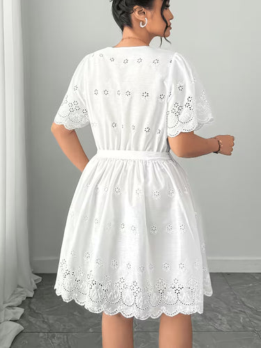 Plus Size White Lace Embroidered V-Neck A-Line Dress