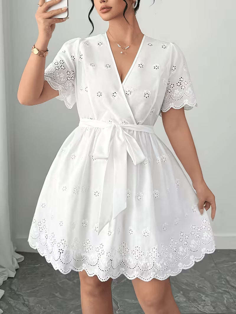 Plus Size White Lace Embroidered V-Neck A-Line Dress
