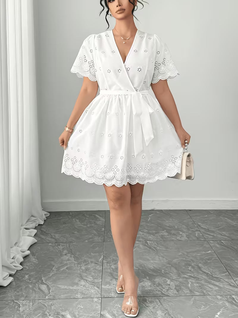 Plus Size White Lace Embroidered V-Neck A-Line Dress